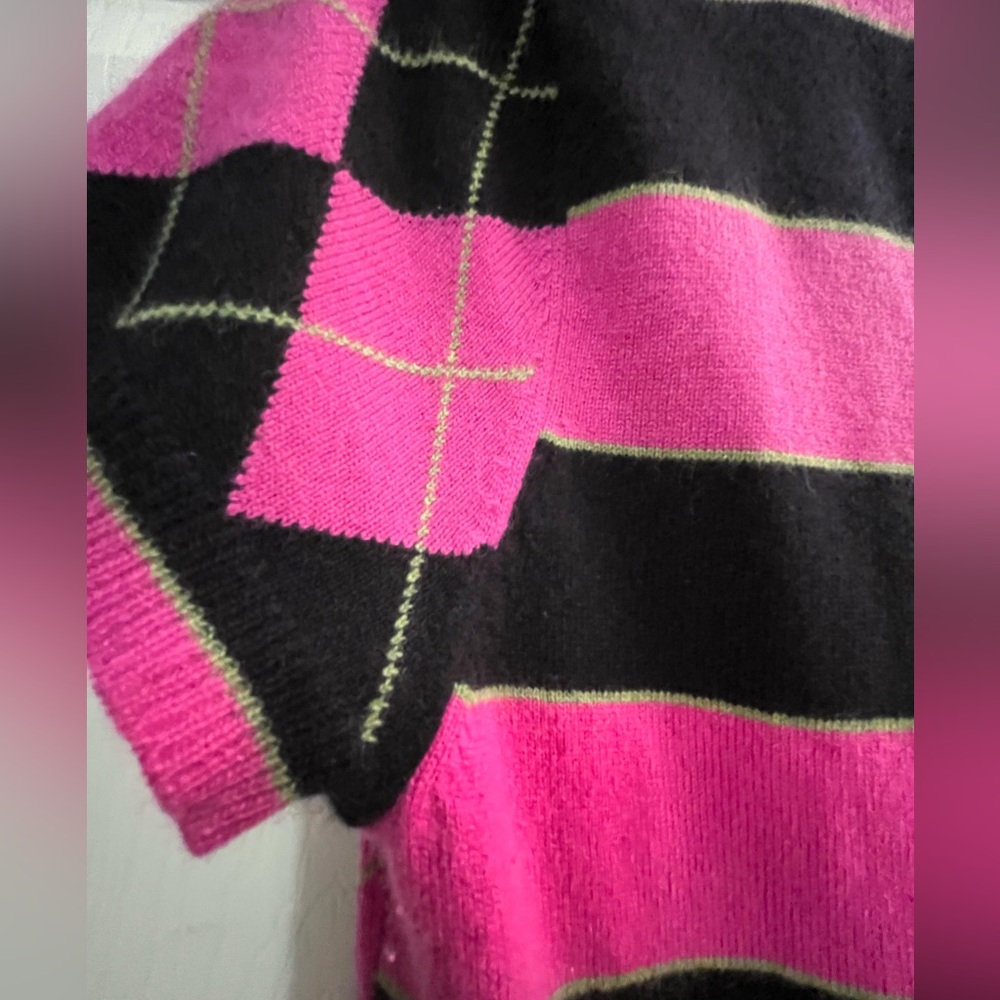 Vintage Talbots Pink and Black Argyle   100%Cashmere Sweater Short sleeve Shirt - Picture 4 of 6